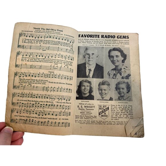 Vintage 1945  WWII Favorite Radio Gems Song Book R.E. Winsett Made In USA - Picture 7 of 9